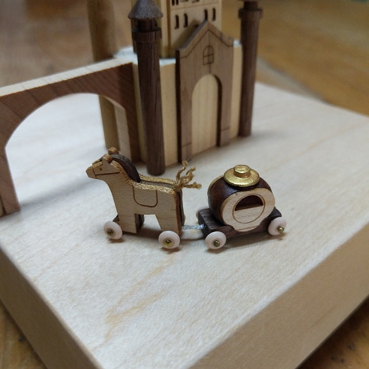 CASTLE & CARRIAGE MUSIC BOX