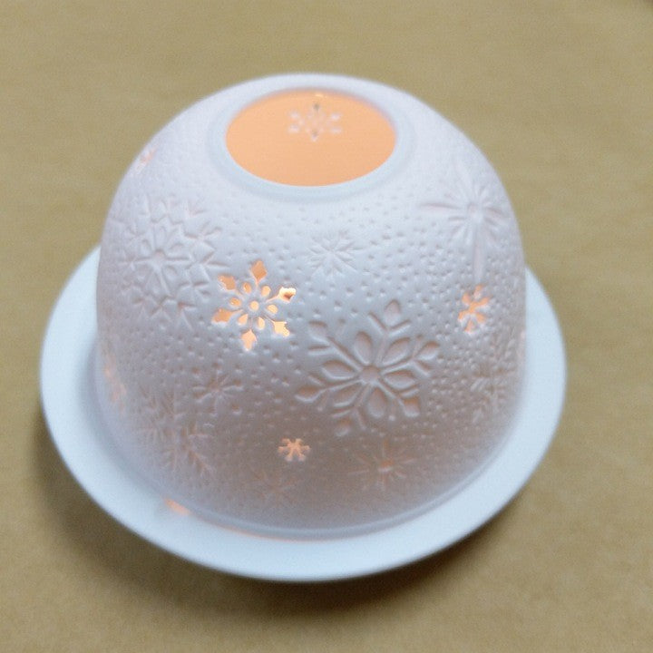 CERAMIC TEA LIGHT HOLDER SNOWFLAKES