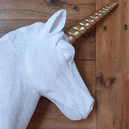UNICORN HEAD WALL MOUNT WHITE GOLD