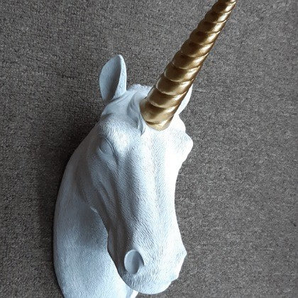 UNICORN HEAD WALL MOUNT WHITE GOLD