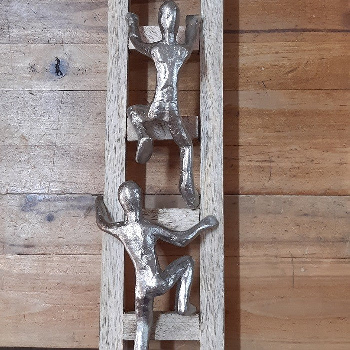 DECORATIVE SHELF HANGER LADDER