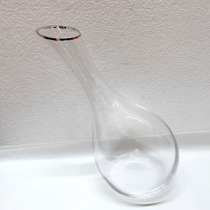ELEGANT GLASS WINE DECANTER