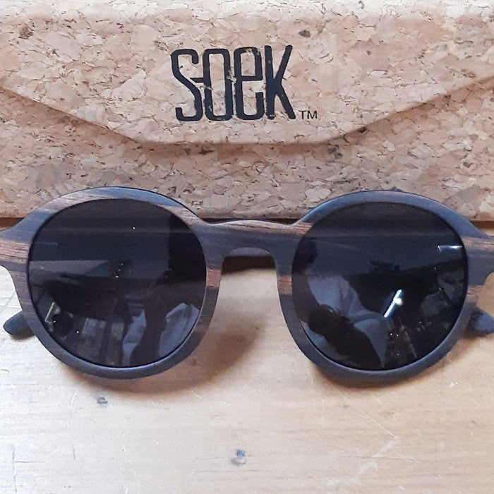 POLARISED SUNGLASSES WOODEN ARMS