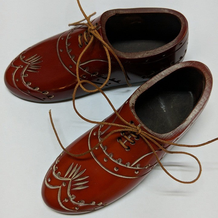 BROWN BROGUES MENS SHOE TRINKET