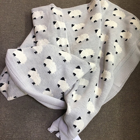 COUNTING SHEEP THROW 170 CM X 150 CM