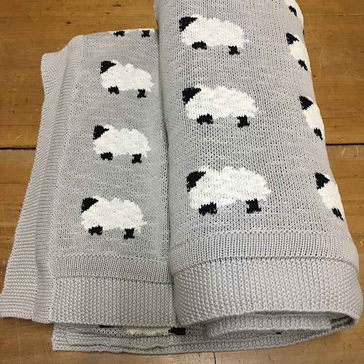 COUNTING SHEEP THROW 170 CM X 150 CM