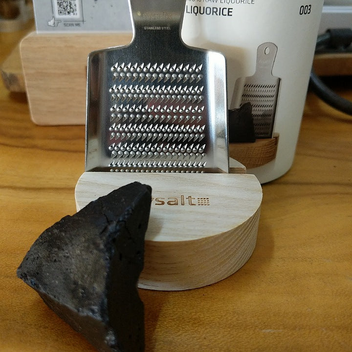 RAW LICORICE WITH GRATER & BOARD