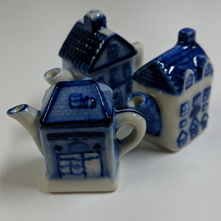 TINY TEAPOT BLUE AND WHITE CERAMIC TRINKET
