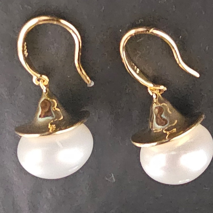 MOKO EARRINGS 12MM FRESH WATER PEARL ON BELL SHAPE GOLD