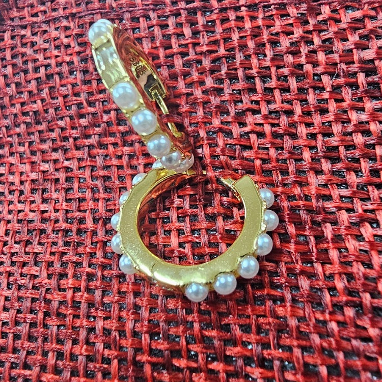 ANNABELLE HARDIE EARRINGS SMALL HOOPS WITH TINY PEARLS