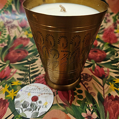HAND POURED CANDLE IN BRASS VOTIVE [FRAG:WILDFLOWER HONEY]