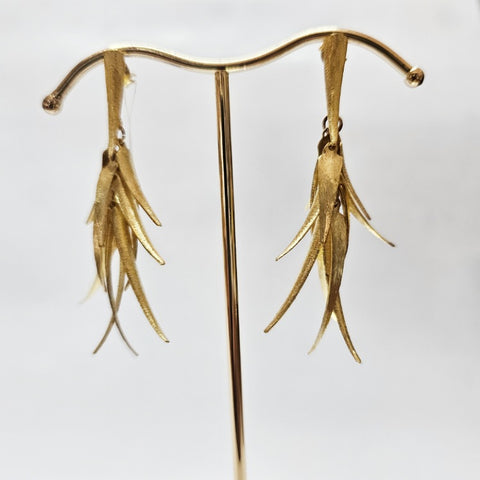 EARRINGS GOLD LHANGING LEAF BUNCH