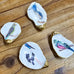 PAINTED CERAMIC SHELL MAGNETS [DESIGN:BIRDS]