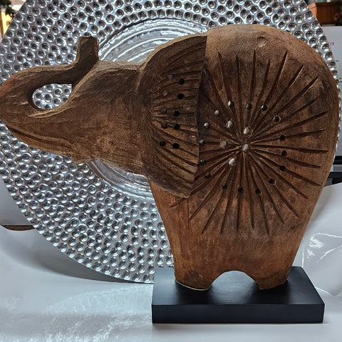 TIMBER ELEPHANT TRUNK UP