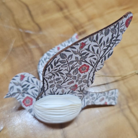 VINTAGE PATTERN HANGING BIRD [COL:CREAM]