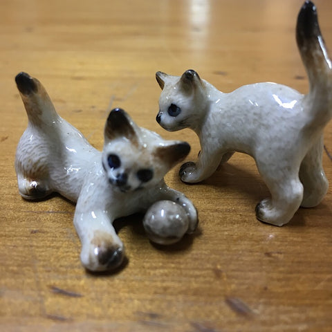 PORCELAIN TRINKETS - SIAMESE CATS PLAYING BALL