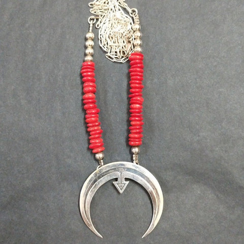 STERLING SILVER NECKLACE FEATURING CORAL