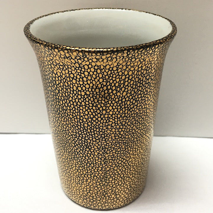 BLACK AND GOLD BONE CHINA CUP