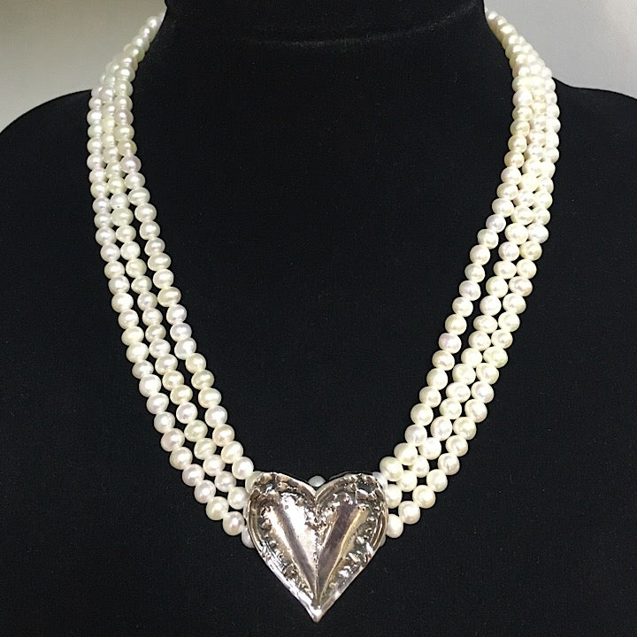 3 STRAND PEARL NECKLACE WITH SILVER HEART CENTREPIECE