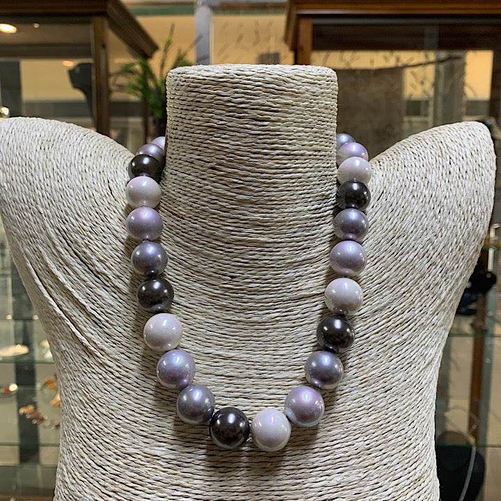 TWO TONE GREY BLACK PEARL NECKLACE
