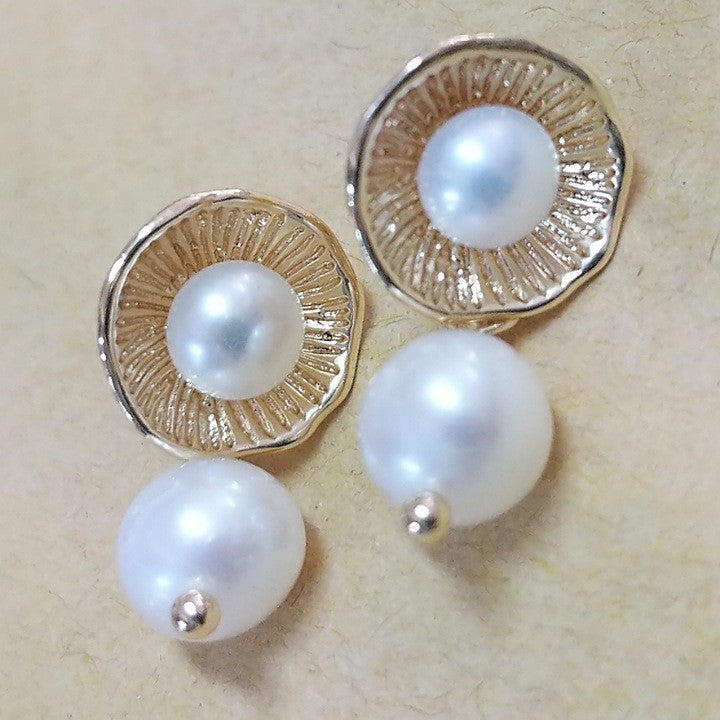 MOKO EARRINGS DOUBLE PEARLS IN 14 CT GOLD PLATED 925