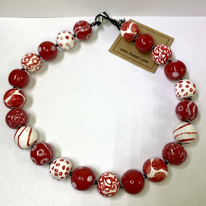RED WHITE TINGTING 18 INCH NECKLACE
