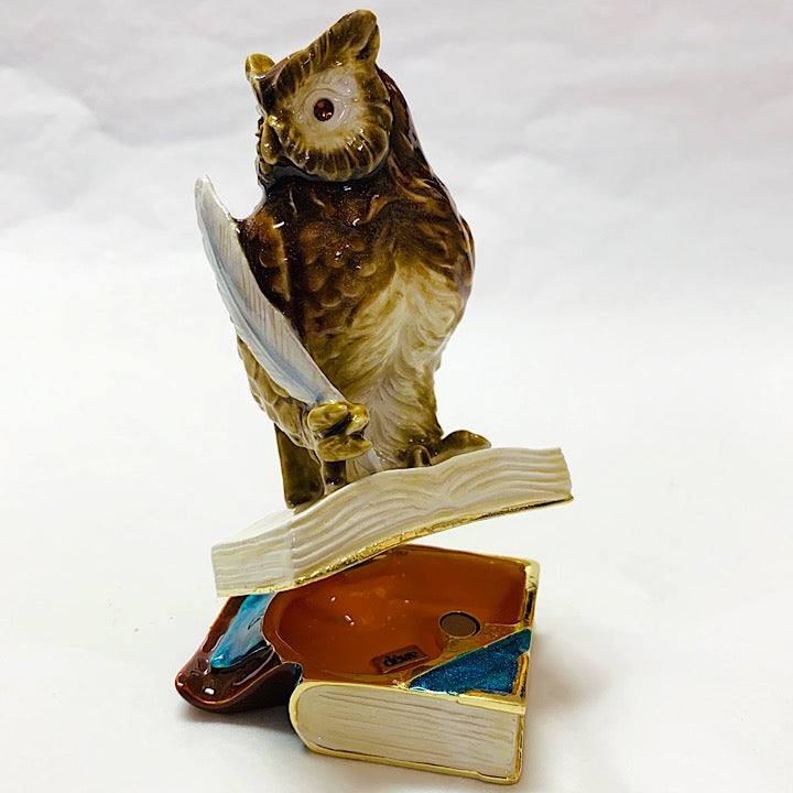 OWL ON BOOKS GRADUATION TRINKET BOX