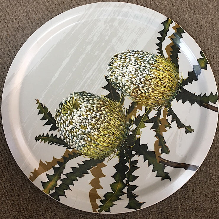 BIRCH WOOD TRAY FEATURING BANKSIA